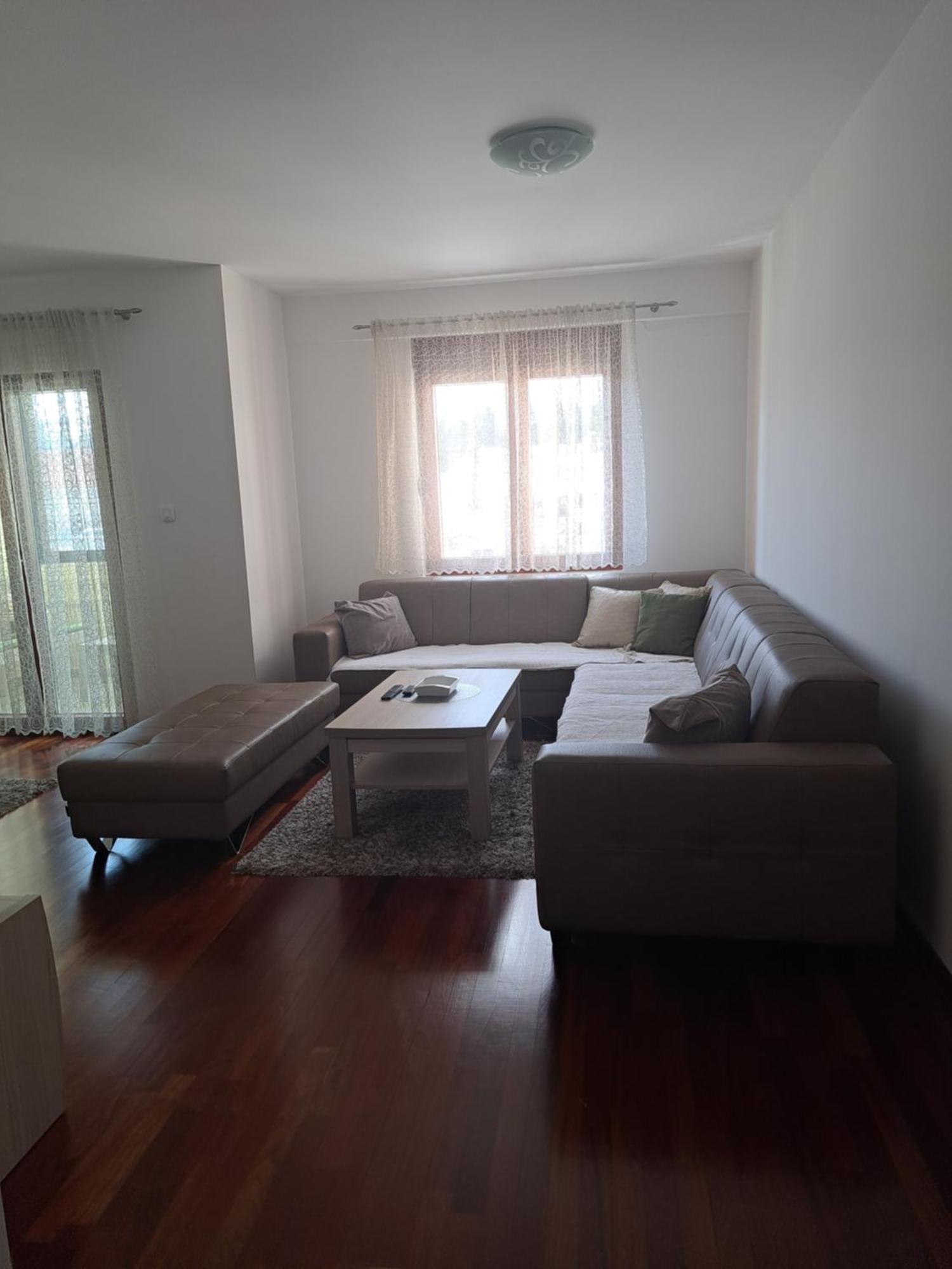 Pinnacle Mne Apartment